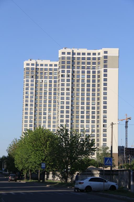 Solo Apartment Virmenska Kiev Bagian luar foto